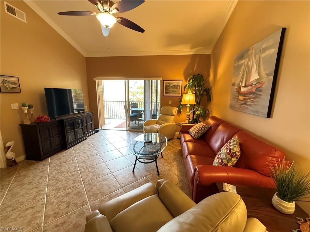 1076 Winding Pines Cir, Unit 203, Cape Coral, FL 33909 Photo