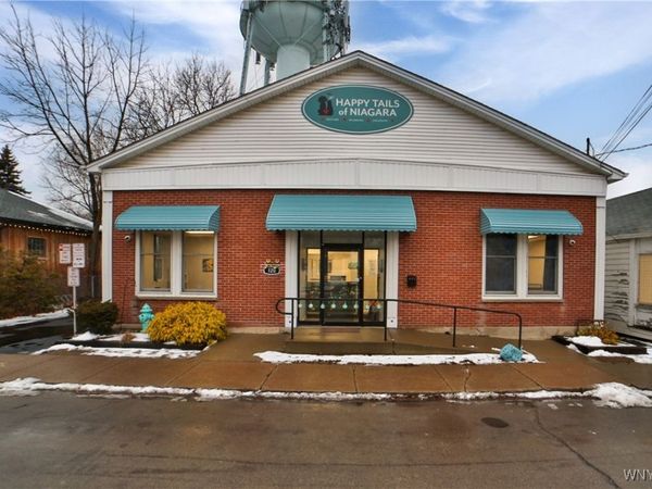 120 Lockport Street, Youngstown, NY 14174