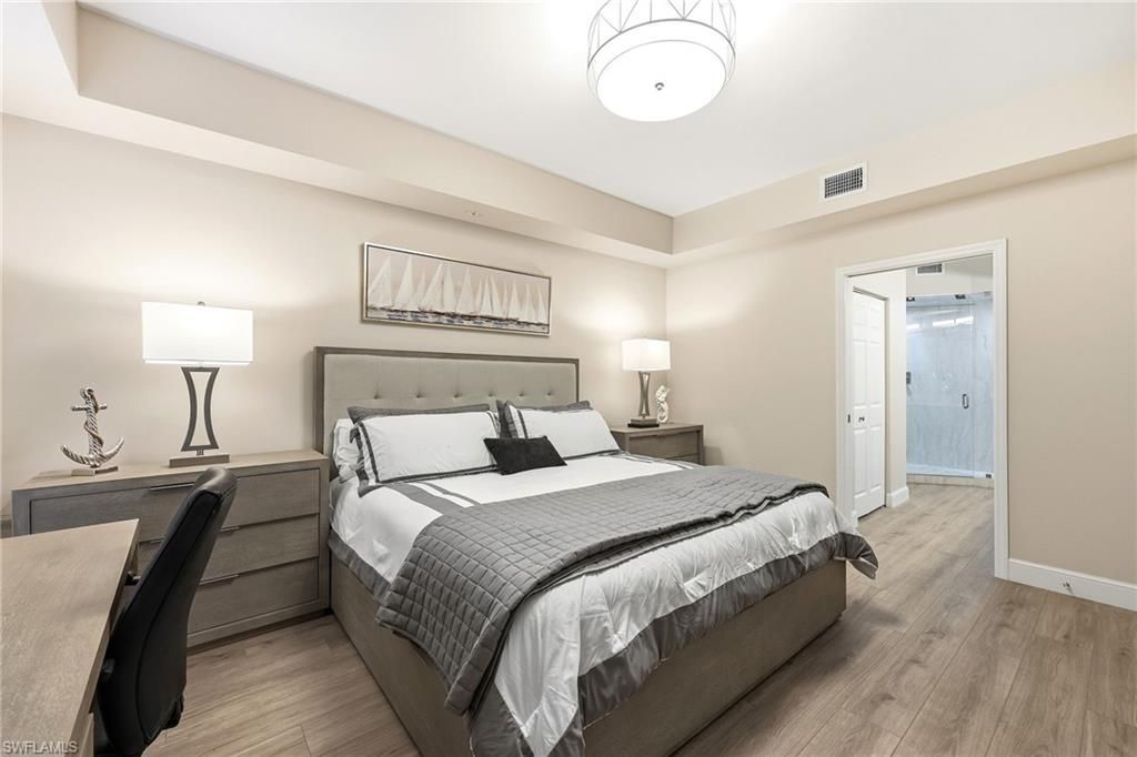 401 Bayfront Pl, Unit 3307, Naples, FL 34102 Photo