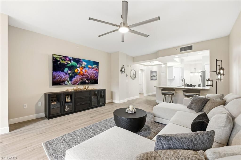 401 Bayfront Pl, Unit 3307, Naples, FL 34102 Photo