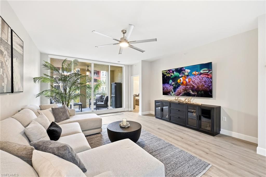 401 Bayfront Pl, Unit 3307, Naples, FL 34102 Photo