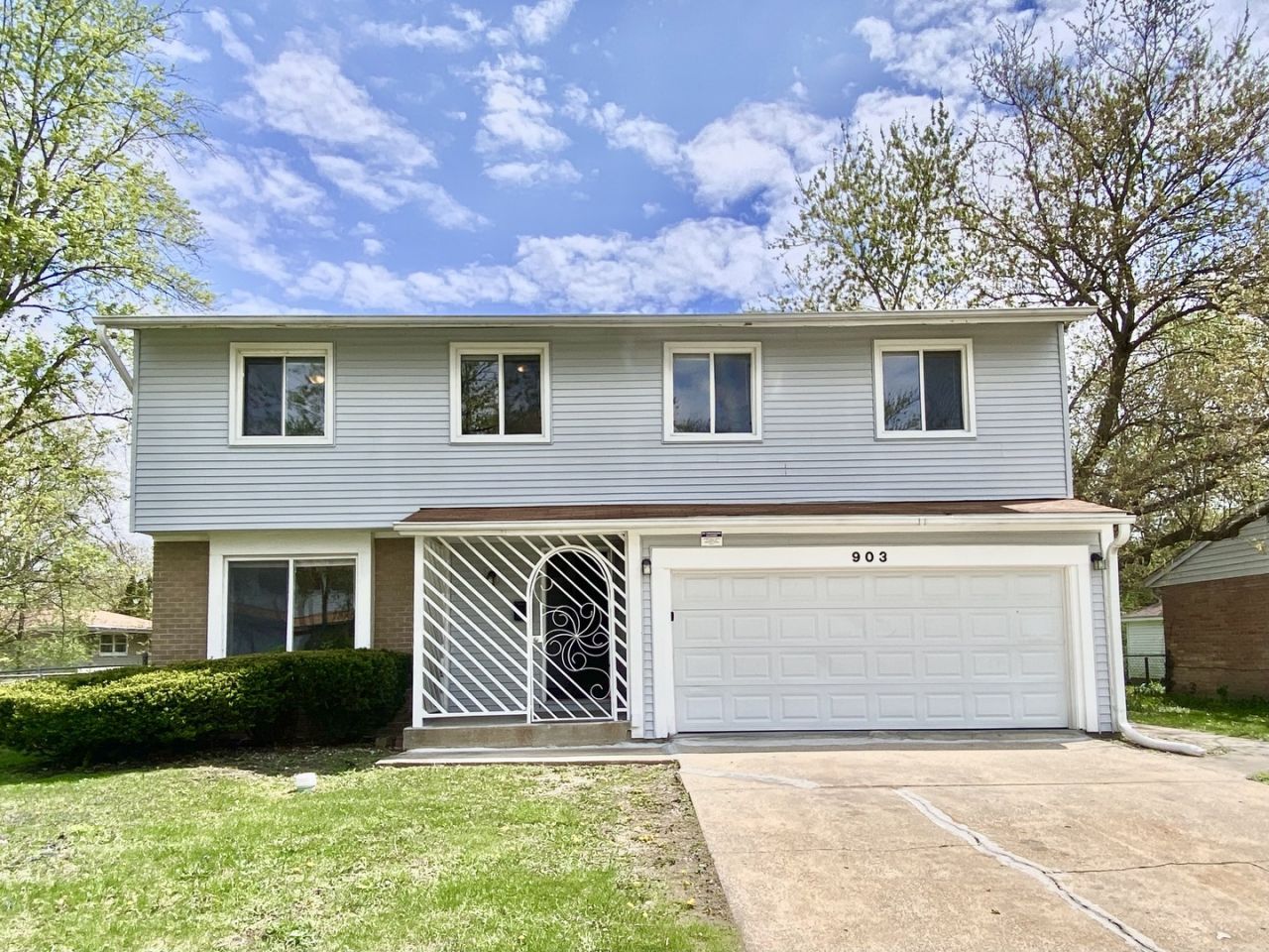 903 Blackhawk Drive, University Park, IL 60484