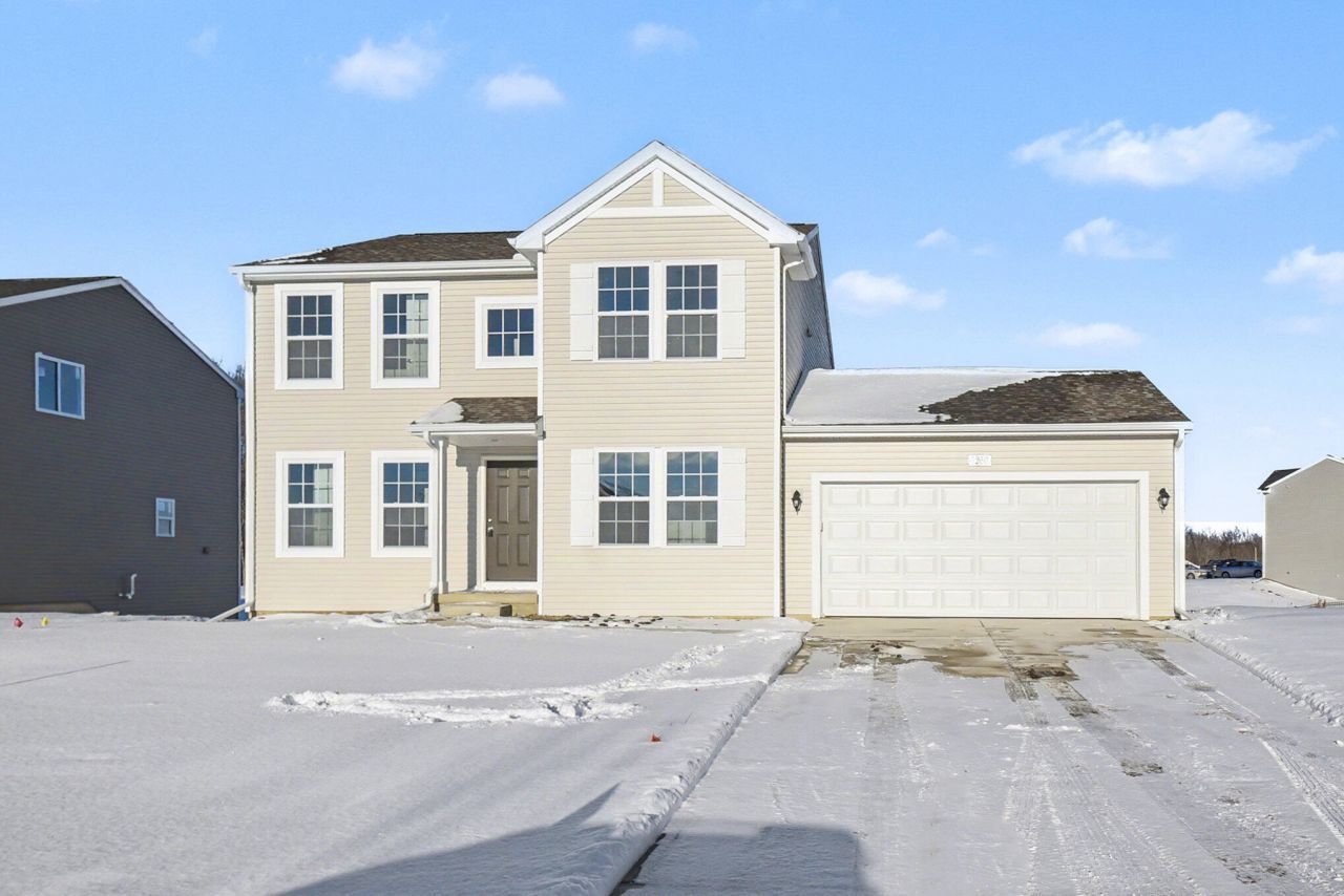 5570 Mammoth Drive Se, Caledonia, MI 49316 Main Photo