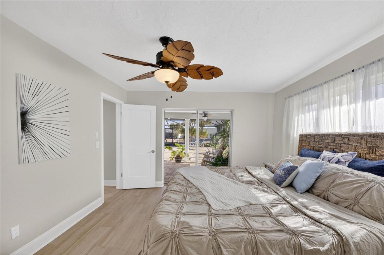 6307 Cottonwood Lane, Apollo Beach, FL 33572 Photo