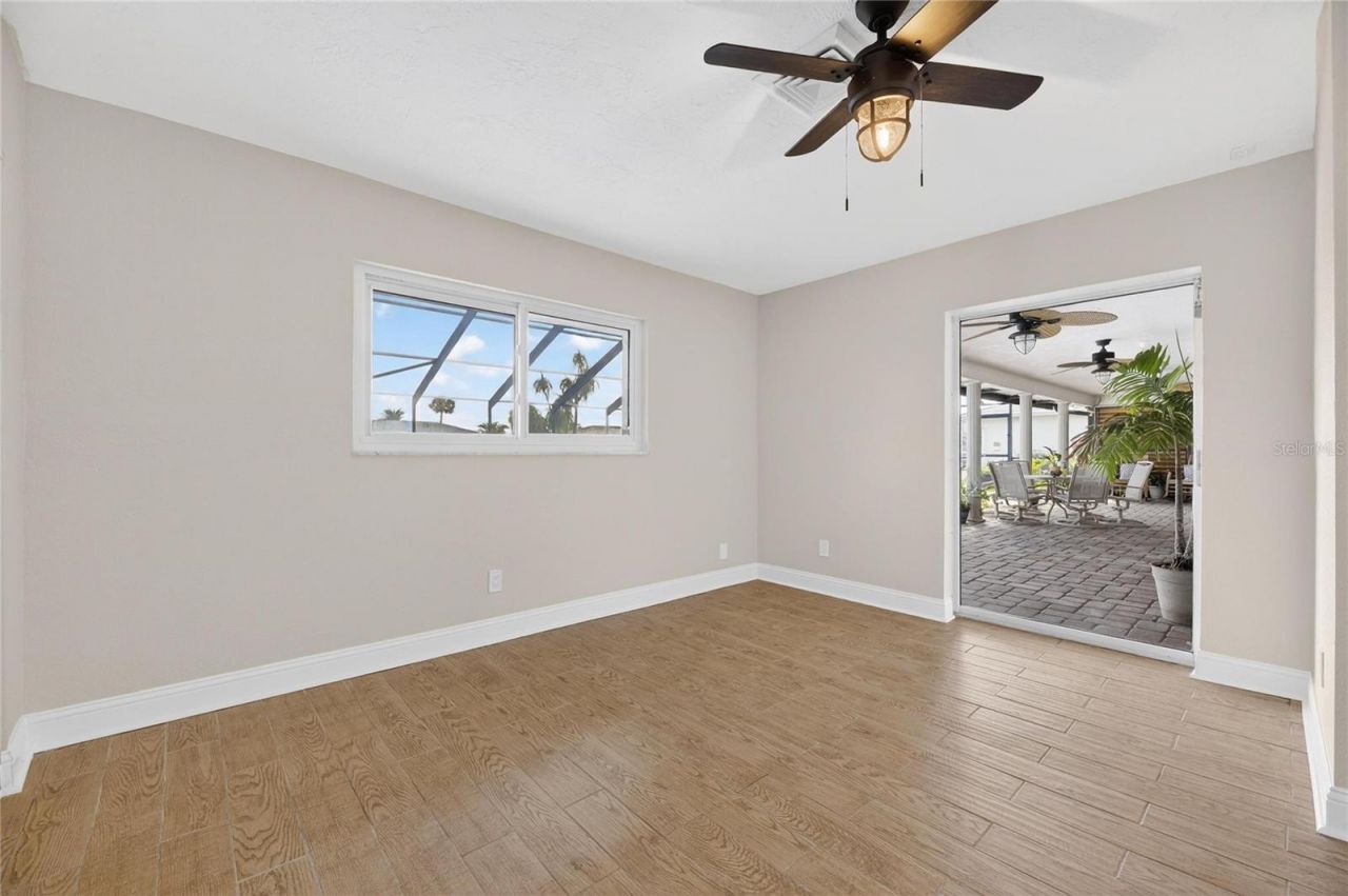 6307 Cottonwood Lane, Apollo Beach, FL 33572 Photo