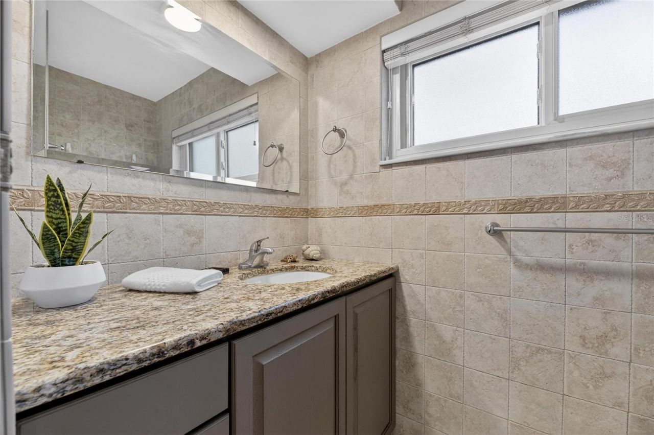 6307 Cottonwood Lane, Apollo Beach, FL 33572 Photo