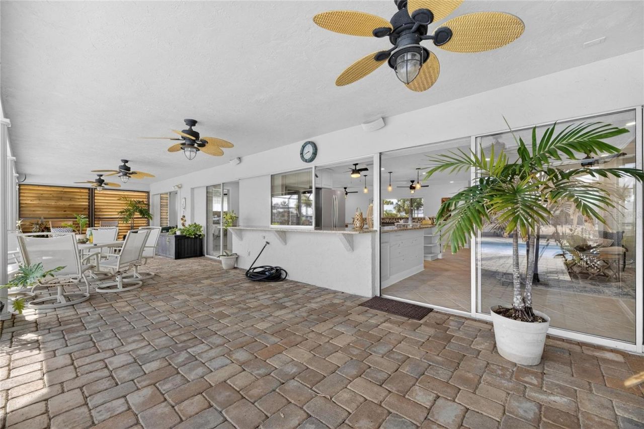 6307 Cottonwood Lane, Apollo Beach, FL 33572 Photo