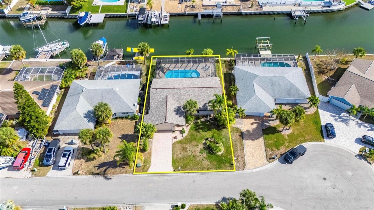 6307 Cottonwood Lane, Apollo Beach, FL 33572 Photo