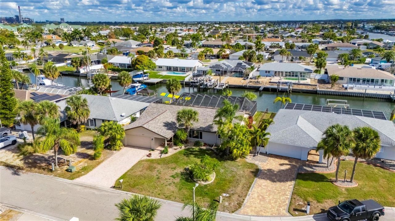 6307 Cottonwood Lane, Apollo Beach, FL 33572 Photo