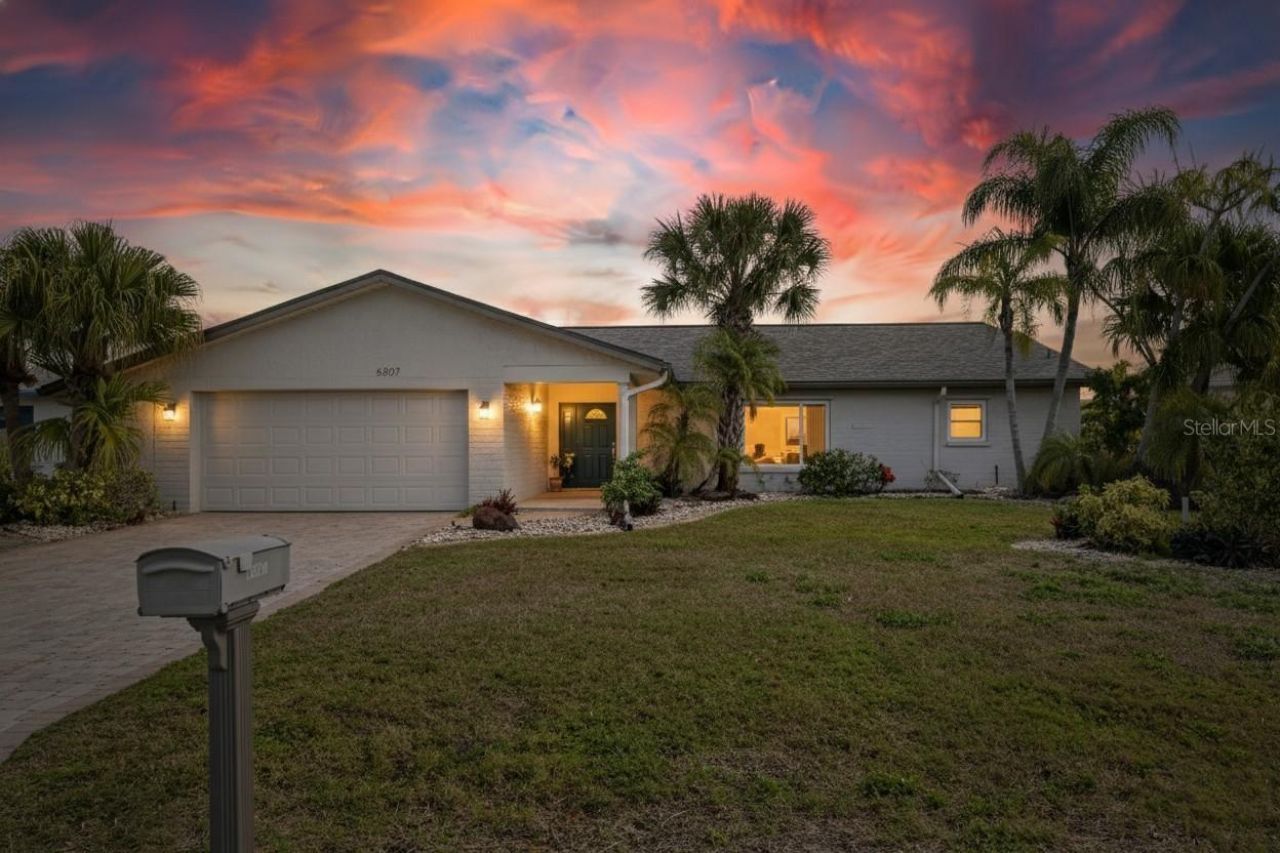 6307 Cottonwood Lane, Apollo Beach, FL 33572 Photo