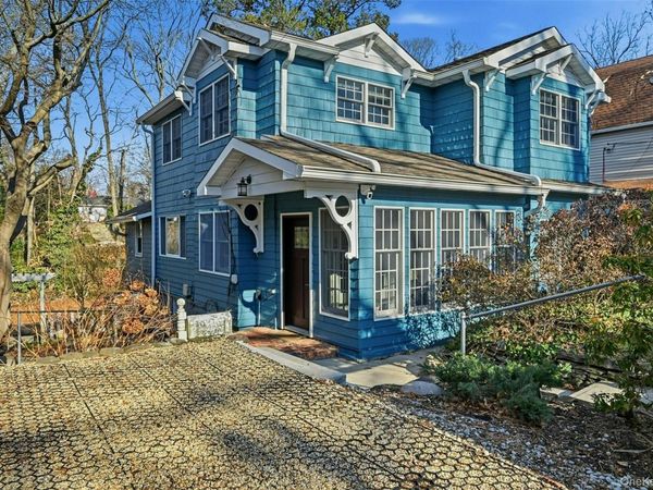 44 Bayberry Drive, Huntington, NY 11743