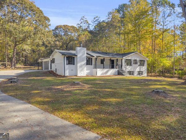 165 N Morning Dove Drive, Fayetteville, GA 30215