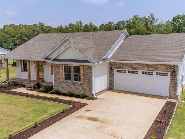 55 COLUMBUS LN, Adamsville, TN 38310