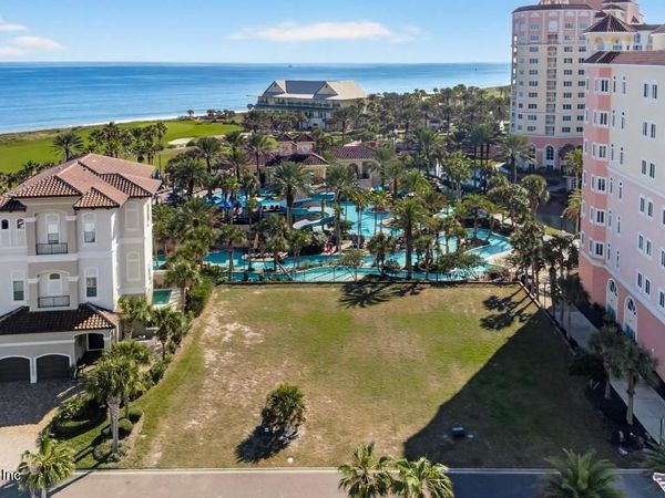 320 OCEAN CREST Drive, Palm Coast, FL 32137