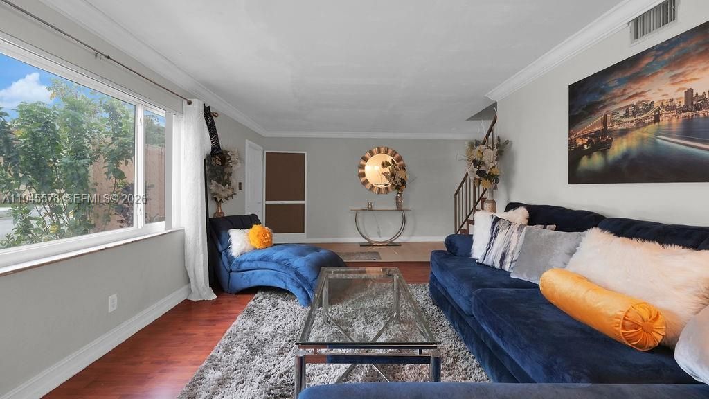 6 Spinning Wheel Ln, Tamarac, FL 33319 Photo