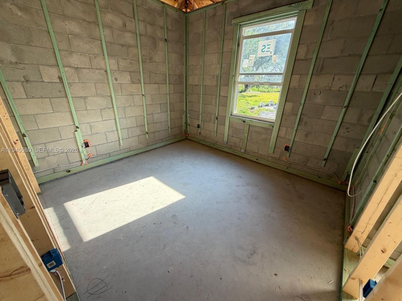 211 Charlotte Ave, Fort Myers, FL 33916 Photo