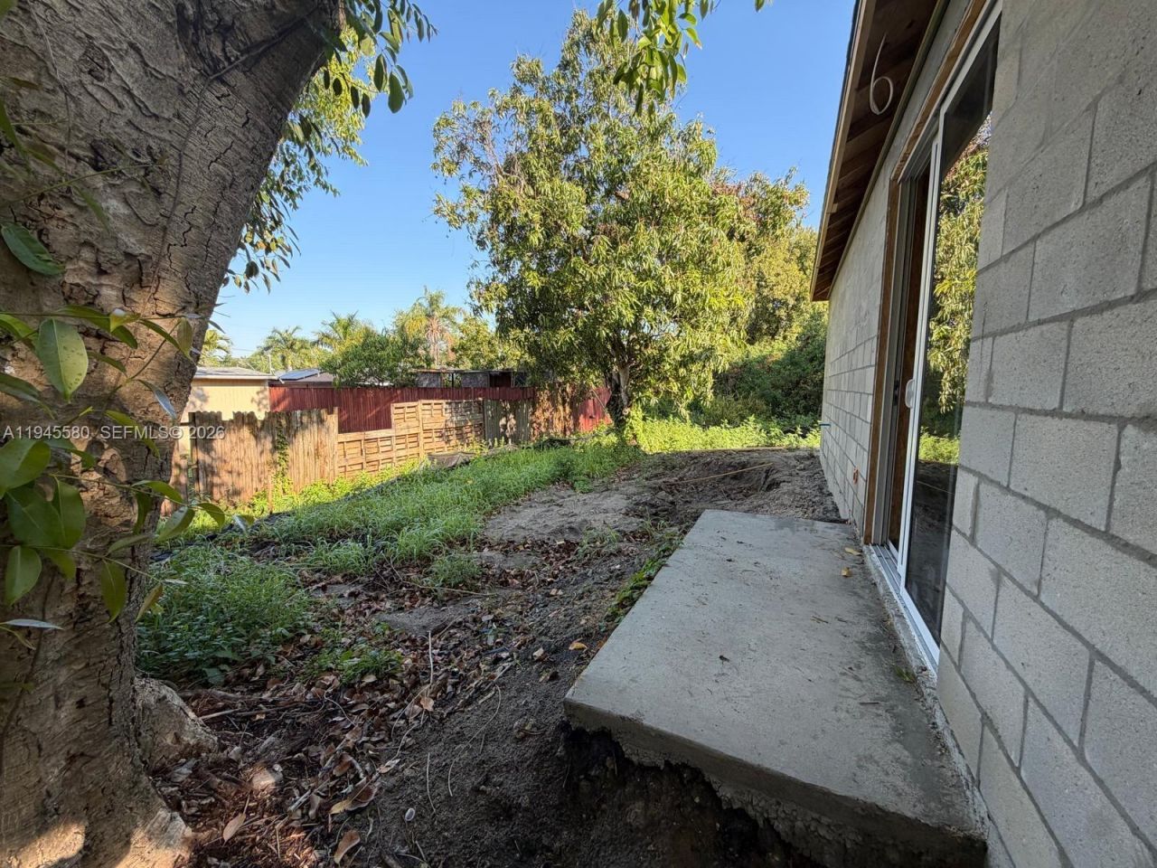 211 Charlotte Ave, Fort Myers, FL 33916 Photo