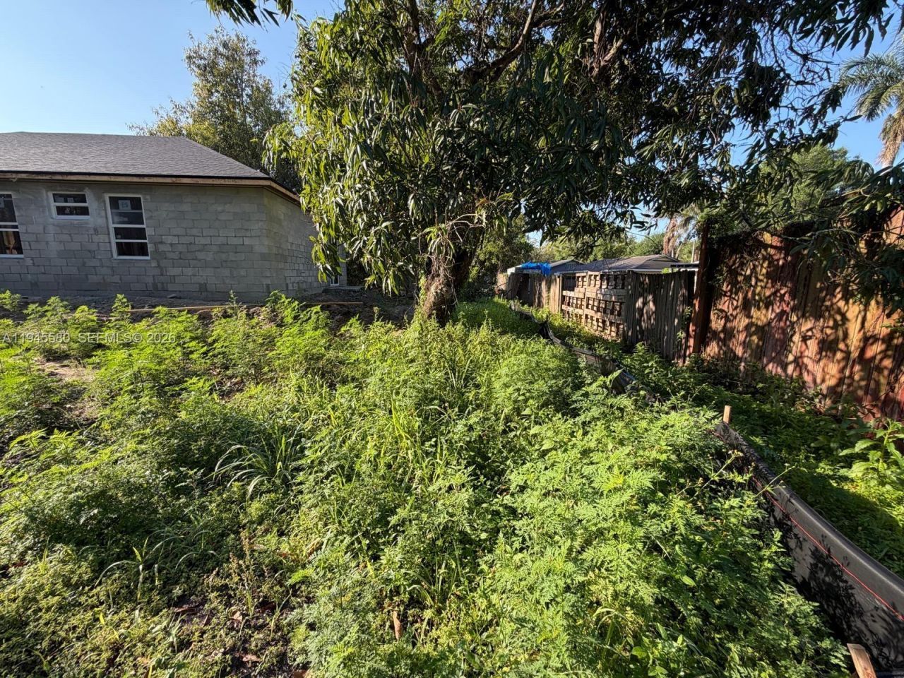 211 Charlotte Ave, Fort Myers, FL 33916 Photo