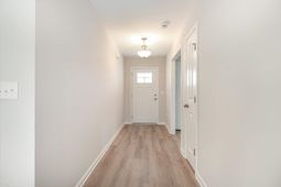 964 Woodside Dr. photo 4