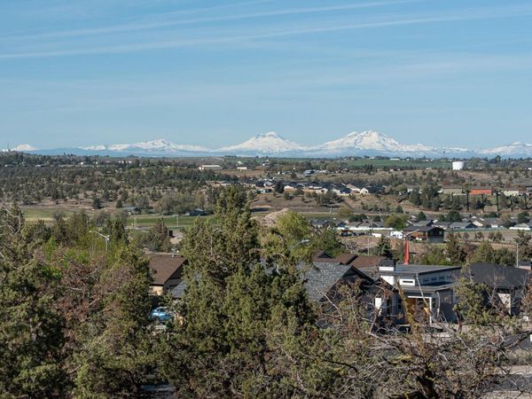 SE Larkspur Drive, Unit 41, Madras, OR 97741