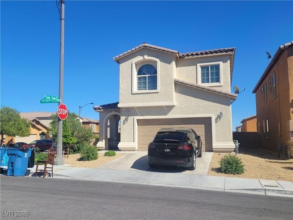 6758 Barrington Hills Street, Las Vegas, NV 89149