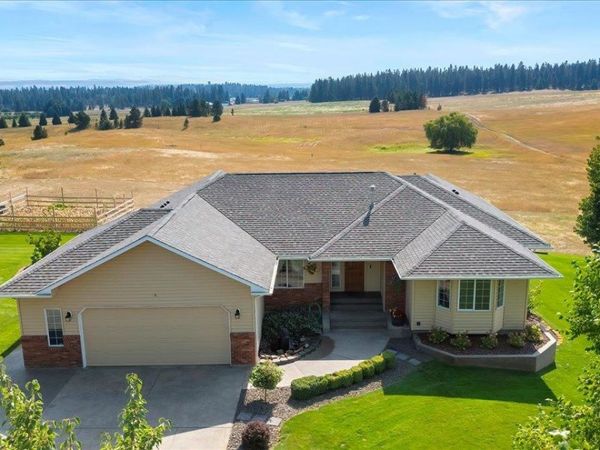 304 E Burk Rd, Colbert, WA 99005