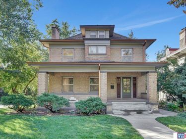 1975 B Street, Lincoln, NE 68502