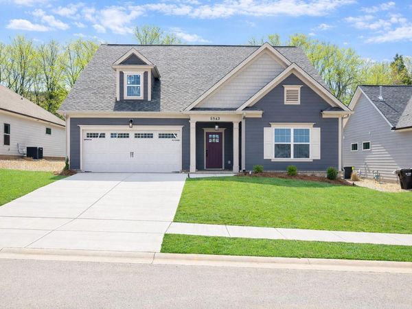 8942 Knolling Loop, Ooltewah, TN 37363