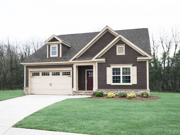 8942 Knolling Loop, Ooltewah, TN 37363