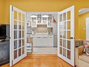 110-31 73rd Road, Unit 4N, Forest Hills, NY 11375