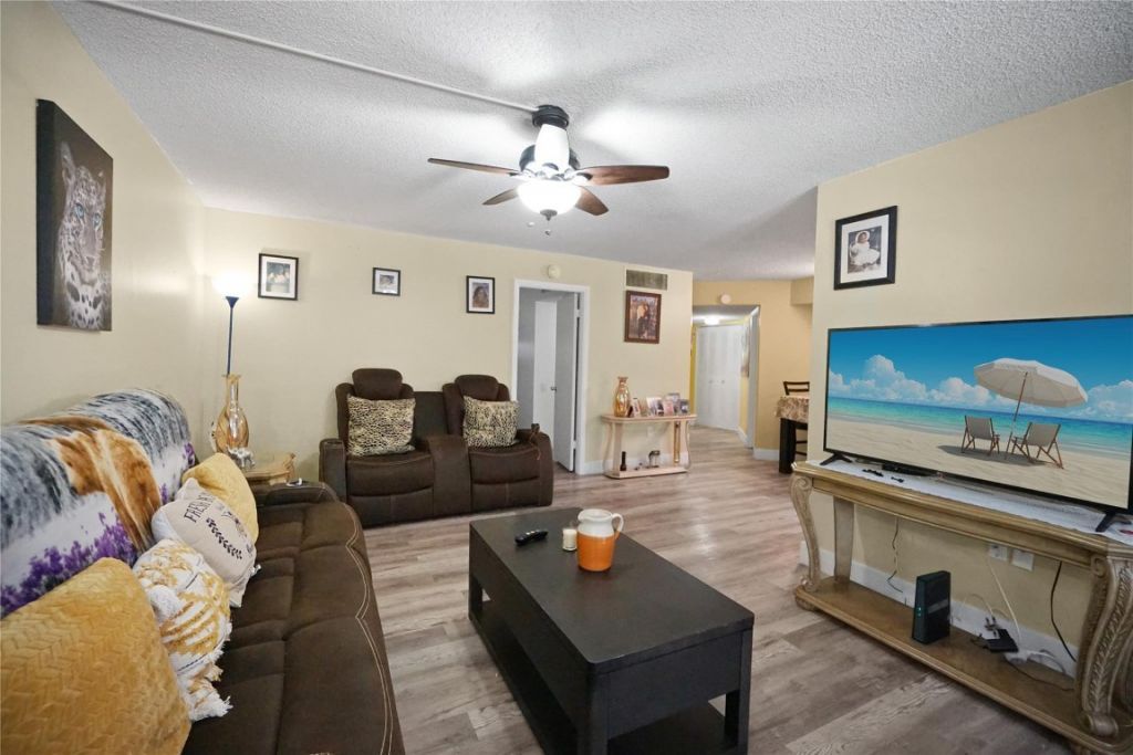 9101 Lime Bay Blvd, Unit 308, Tamarac, FL 33321 Photo