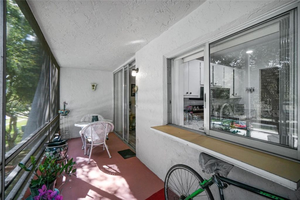 9101 Lime Bay Blvd, Unit 308, Tamarac, FL 33321 Photo