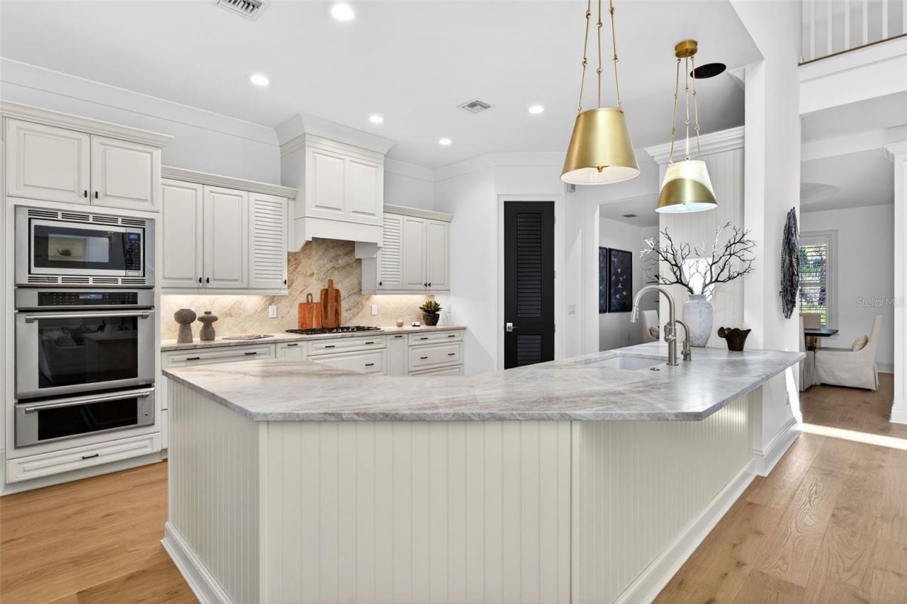 1349 Harbor Drive, Sarasota, FL 34239 Photo