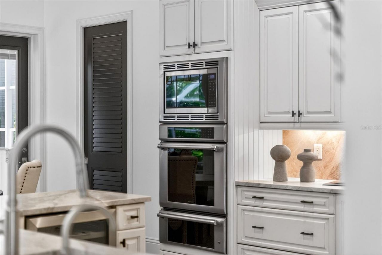 1349 Harbor Drive, Sarasota, FL 34239 Photo