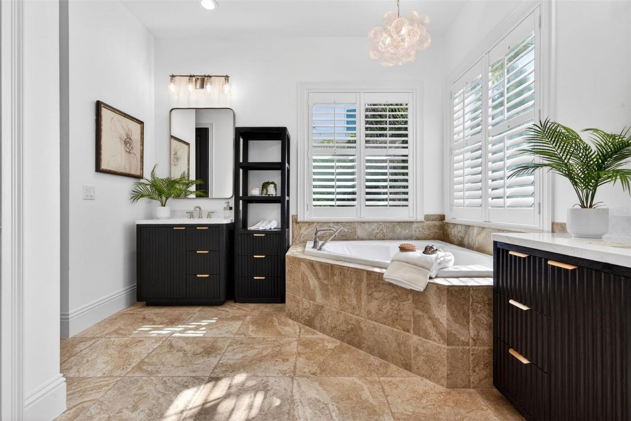 1349 Harbor Drive, Sarasota, FL 34239 Photo