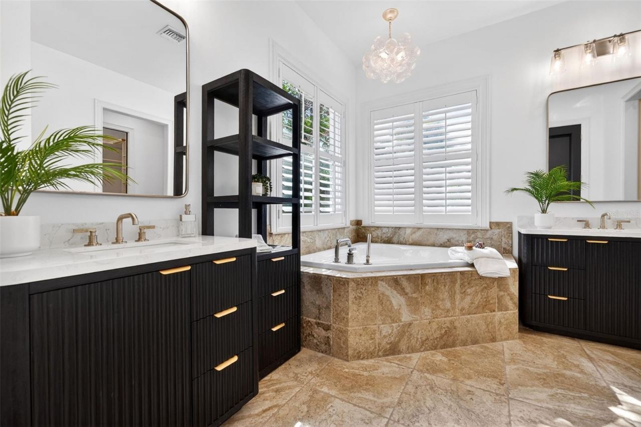 1349 Harbor Drive, Sarasota, FL 34239 Photo