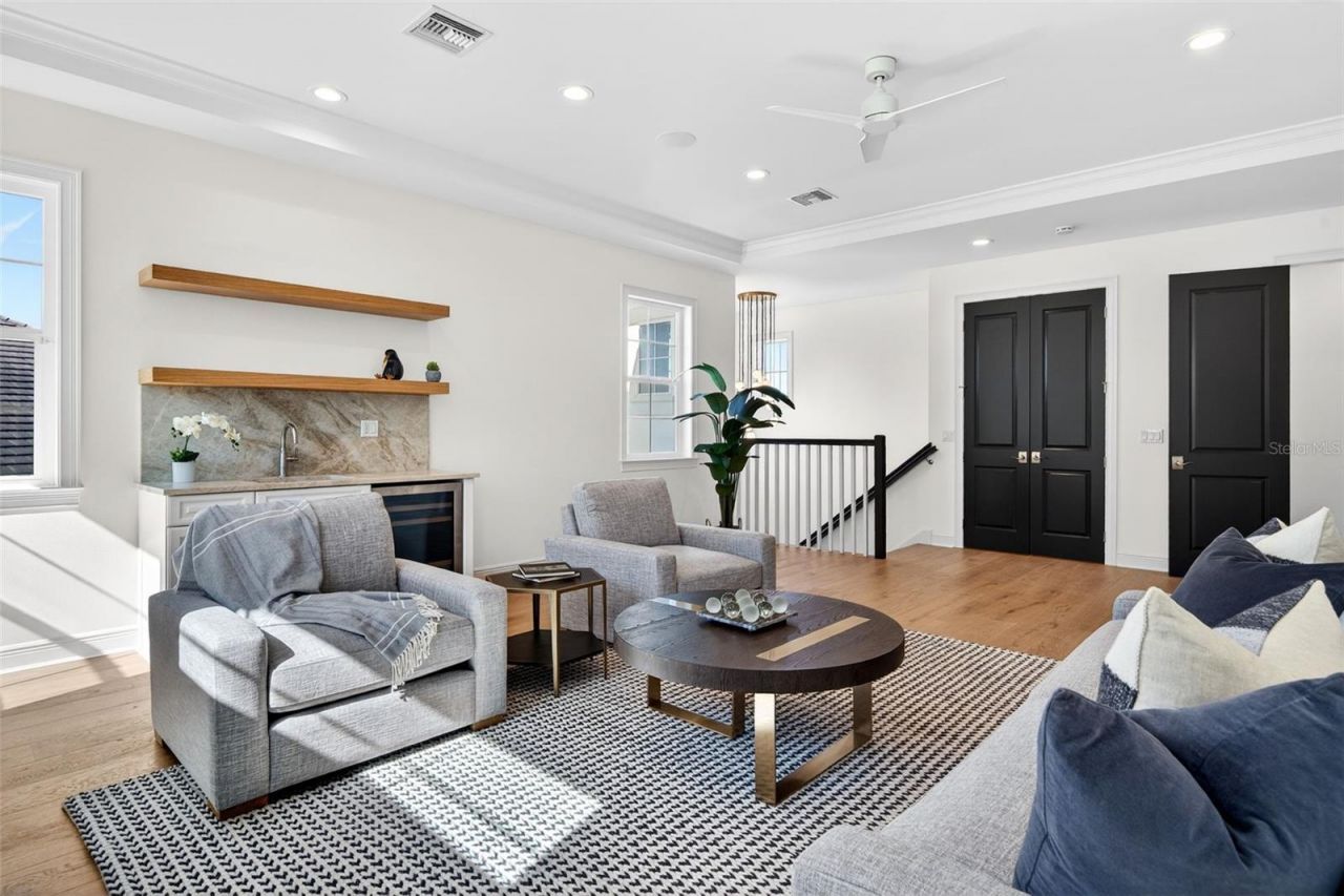 1349 Harbor Drive, Sarasota, FL 34239 Photo