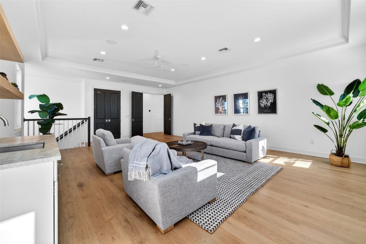 1349 Harbor Drive, Sarasota, FL 34239 Photo