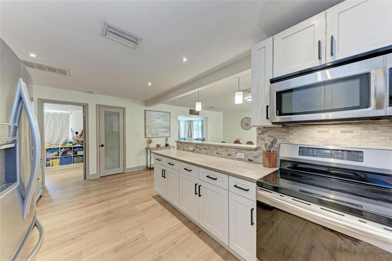 4616 Leeta Lane, Sarasota, FL 34234 Photo