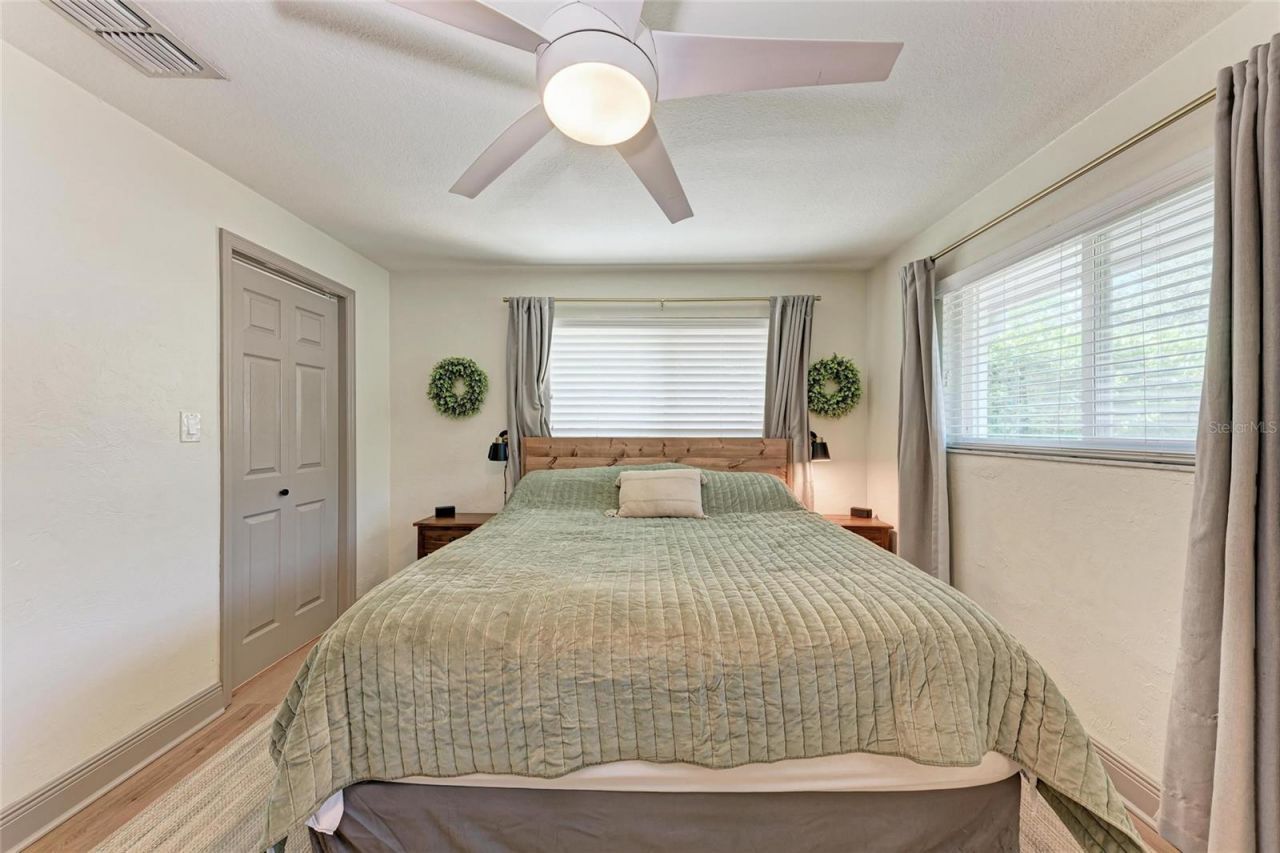 4616 Leeta Lane, Sarasota, FL 34234 Photo