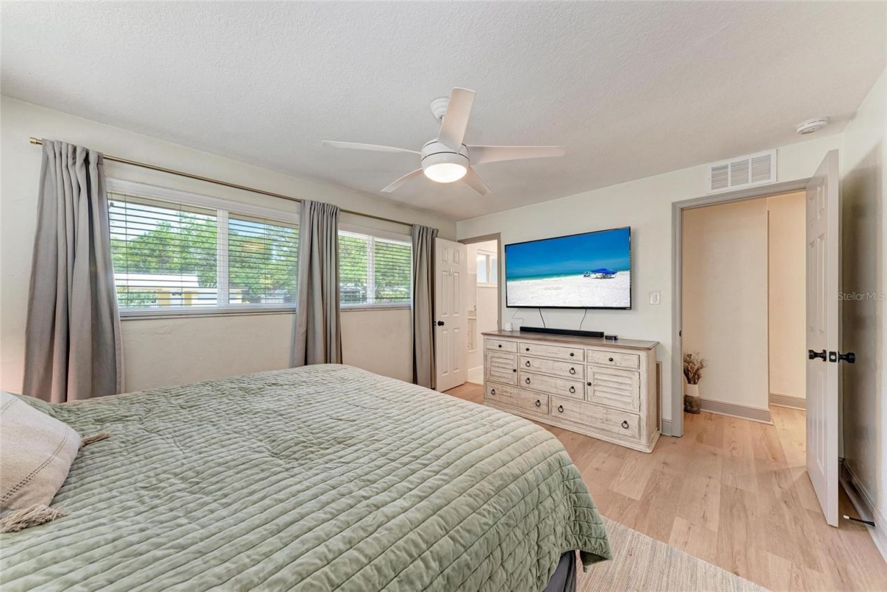 4616 Leeta Lane, Sarasota, FL 34234 Photo