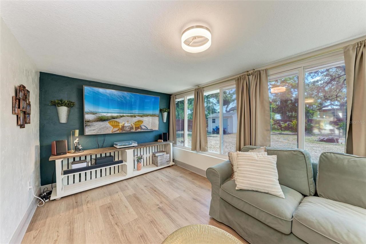 4616 Leeta Lane, Sarasota, FL 34234 Photo