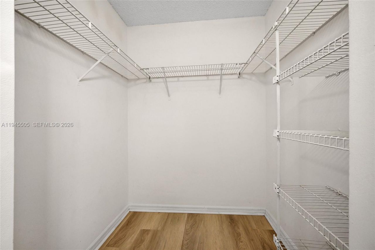 1210 Sorrento Dr, Weston, FL 33326 Photo