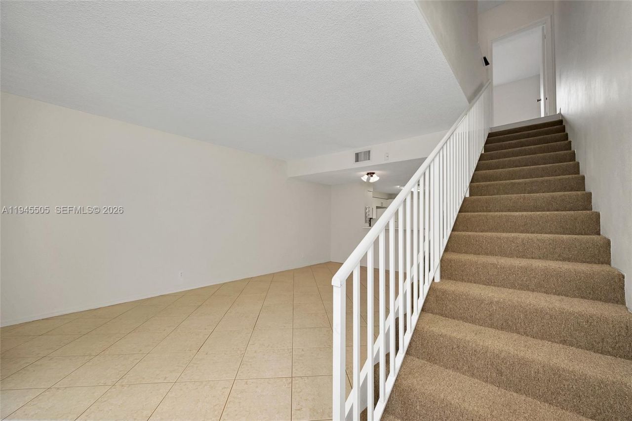 1210 Sorrento Dr, Weston, FL 33326 Photo