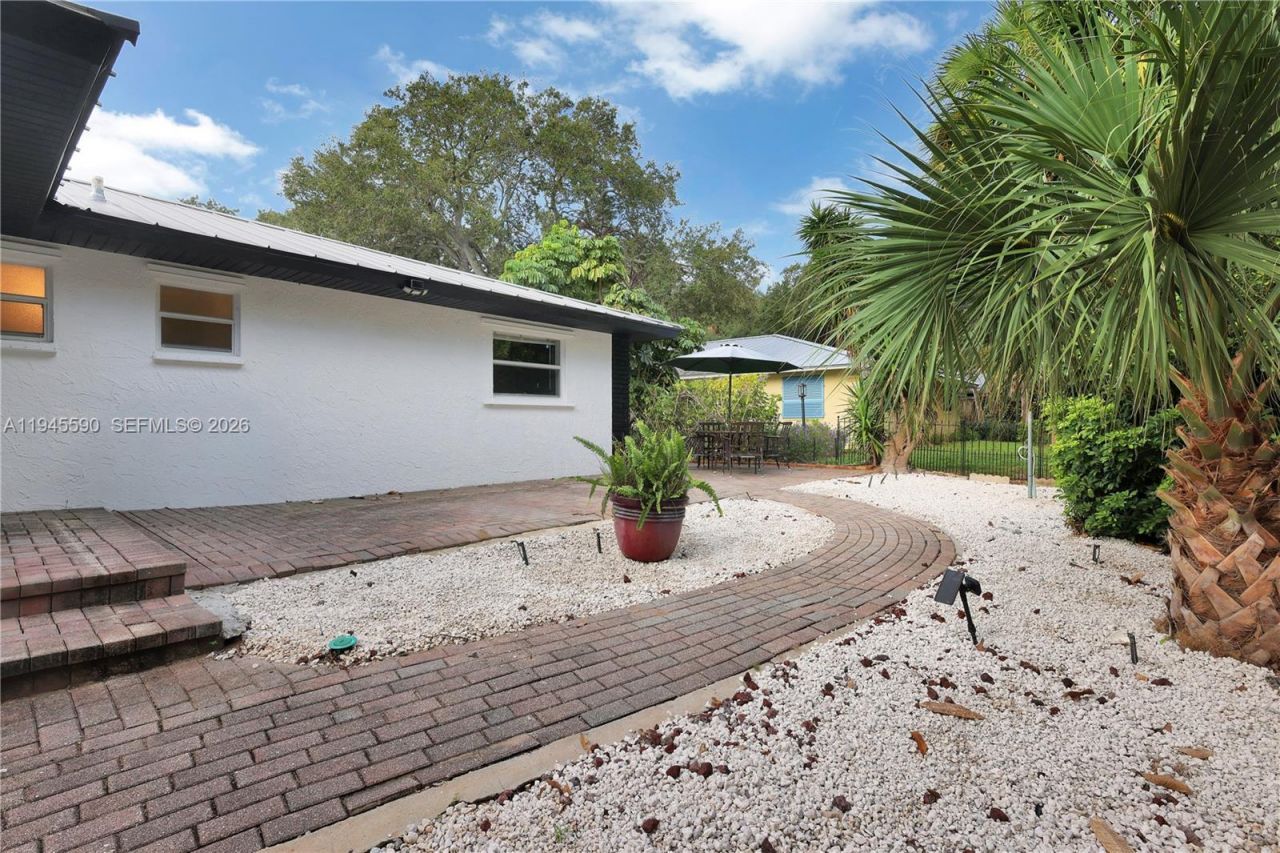 1505 Coral Ave, Vero Beach, FL 32963 Photo