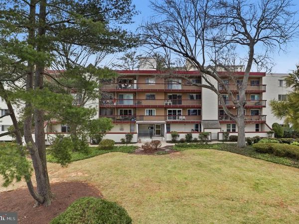10300 WESTLAKE DRIVE, Unit S404, BETHESDA, MD 20817