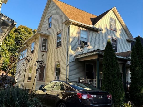 48 Warwick Avenue, Rochester, NY 14611