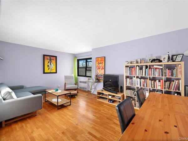 82-35 134 Street, Unit 3G, Briarwood, NY 11435