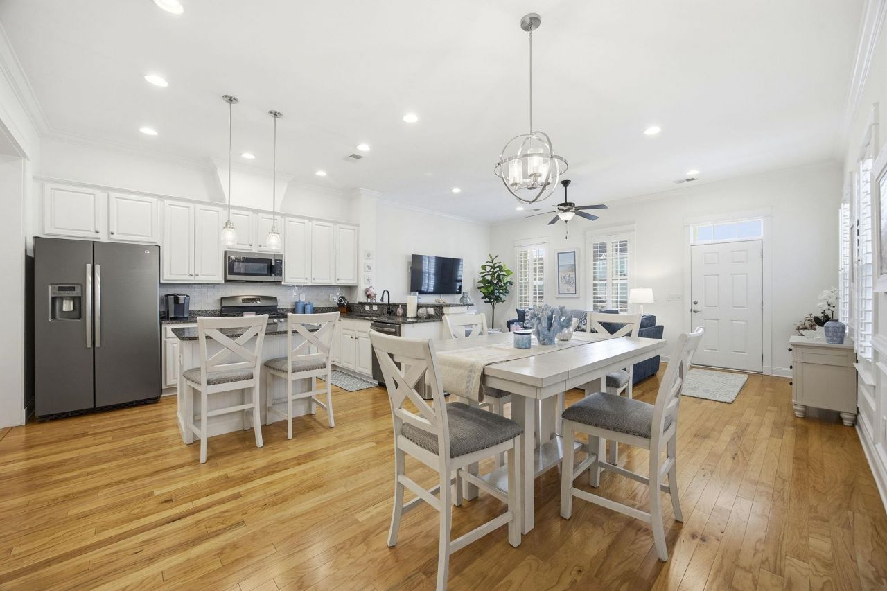 764 Shine Ave. Photo 13