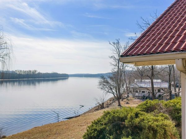 95 Pats Dr, Sugar Tree, TN 38380